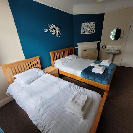 The Saddle Inn York Extérieur photo