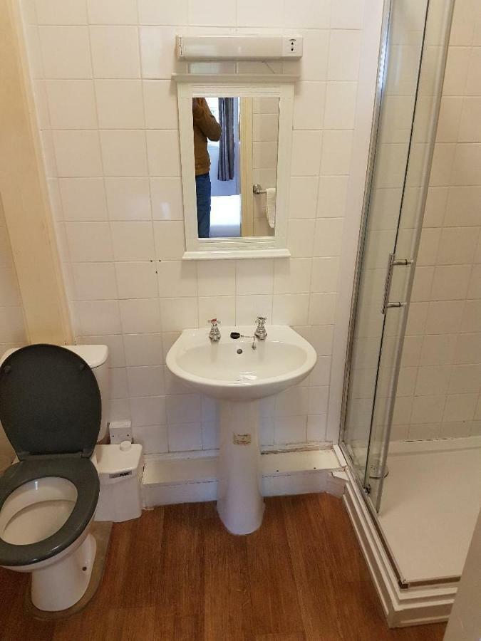 The Saddle Inn York Extérieur photo