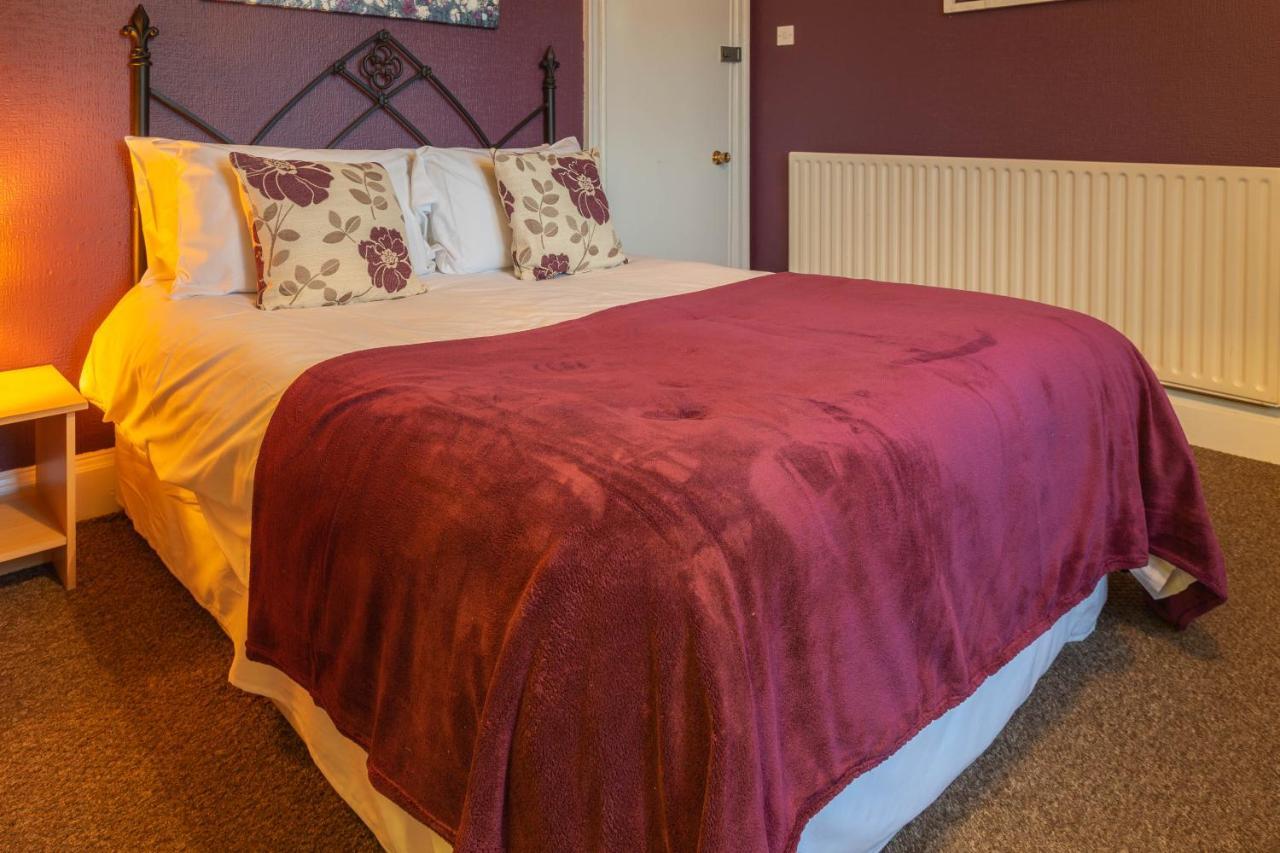 The Saddle Inn York Extérieur photo